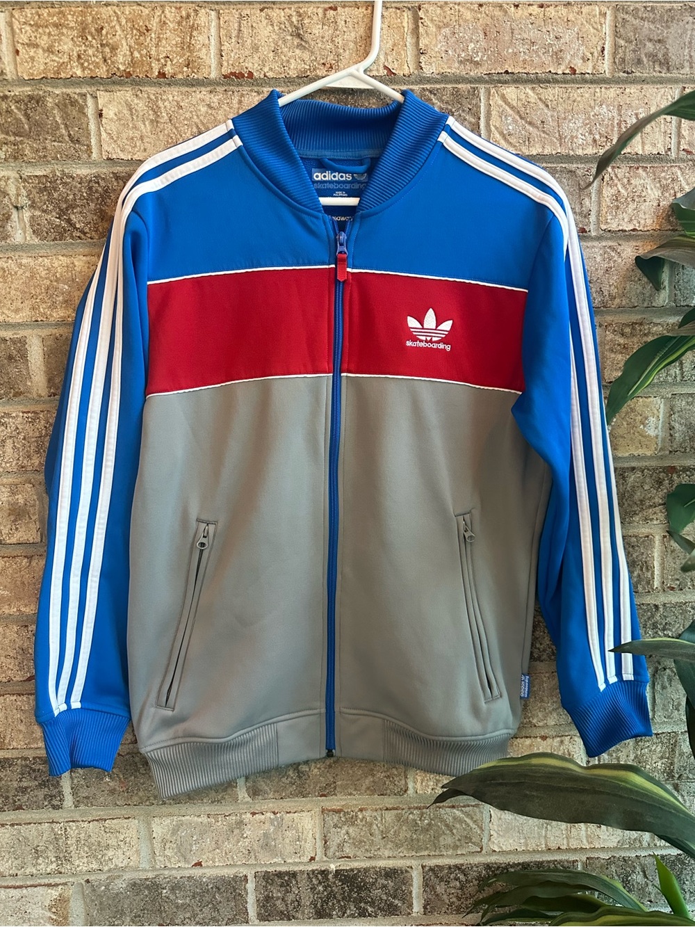 Retro Adidas Men’s Sporty  Lined Skateboarding Track Jacket